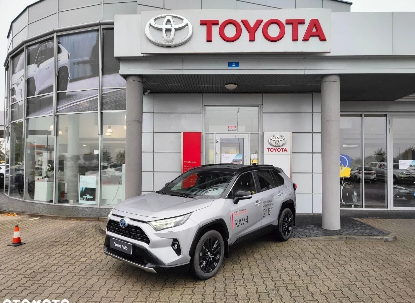 krzywiń Toyota RAV4 cena 179900 przebieg: 21309, rok produkcji 2022 z Krzywiń